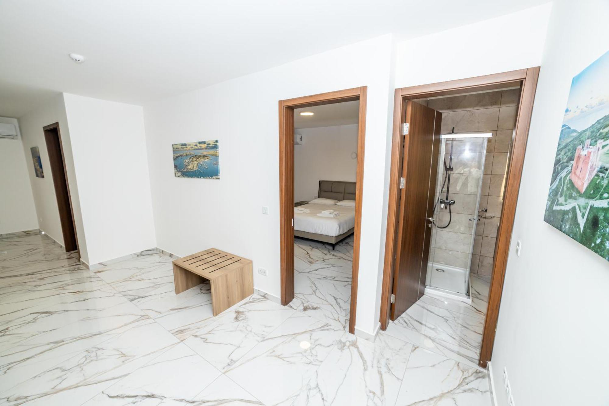 Charming 2-bedroom, 2-bathroom In Malta