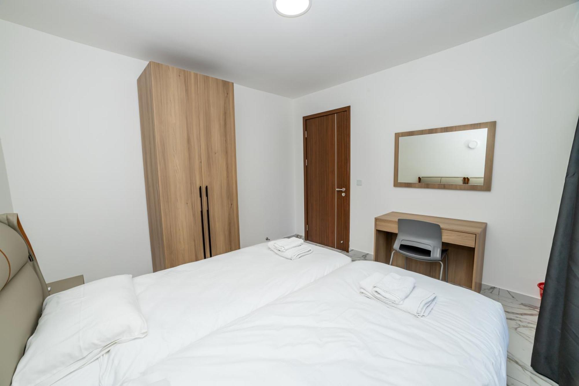 Charming 2-bedroom, 2-bathroom In Malta شقة